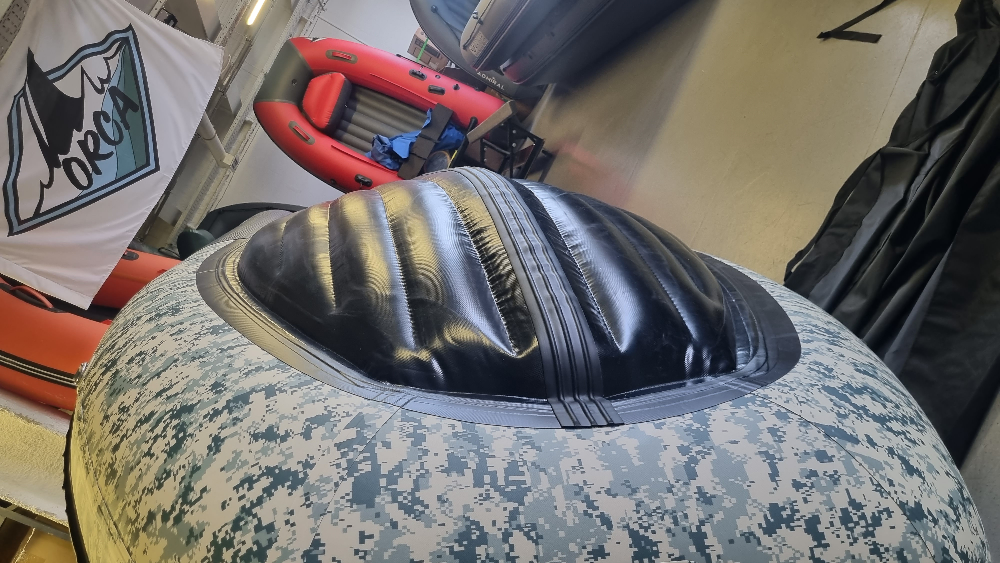 Лодка Gladiator E 450 PRO X camo